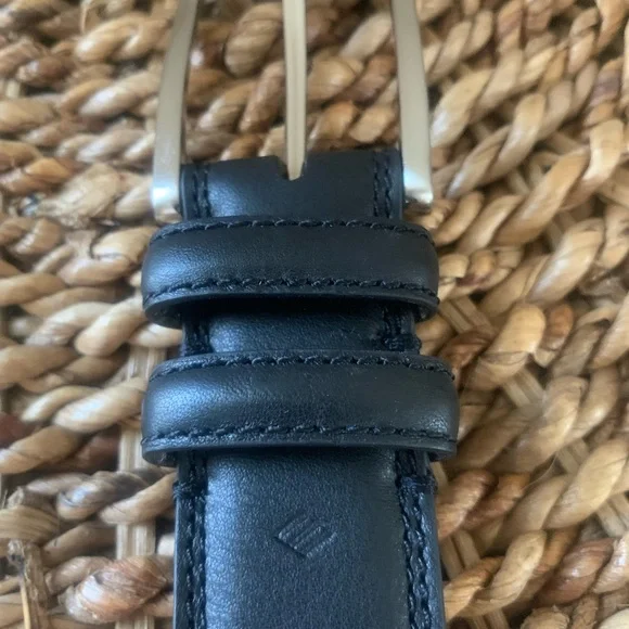 NWOT men’s leather belt. Size 34 - Picture 2 of 5